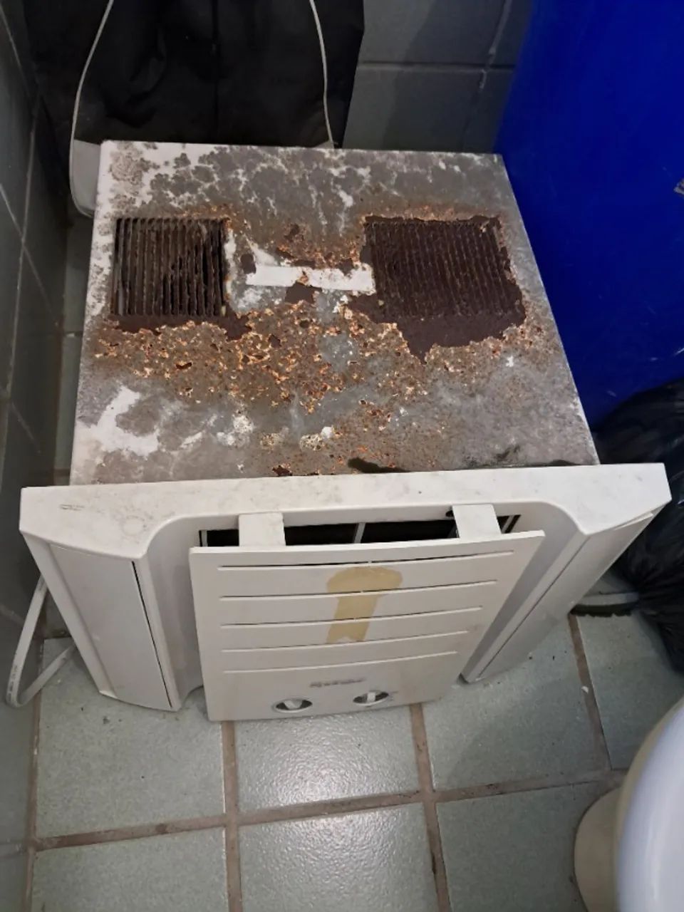 Ar condicionado Springer janela 7500 btus - Foto 3