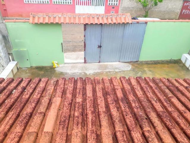 Vendo duas casas completas no mesmo lote, aprox. 700 metros da praia - Foto 10