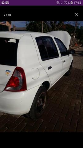 Vende-se reno clio ano 2014 único dono - Foto 4