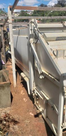 Coletor Compactador de Lixo CP-15