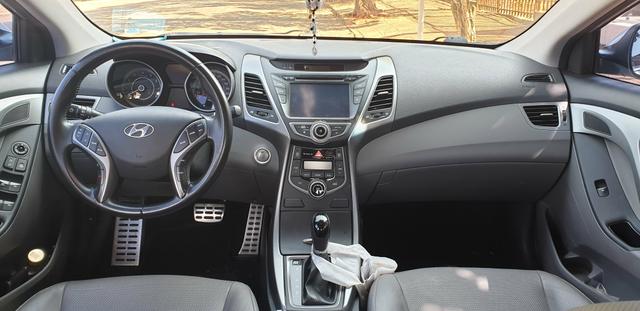 Hyundai Elantra 2014 - Foto 4