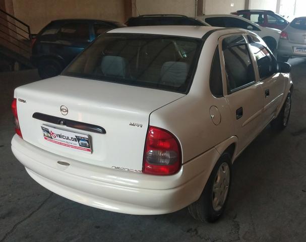 Corsa Classic 2001 AR CONDICIONADO - Foto 2
