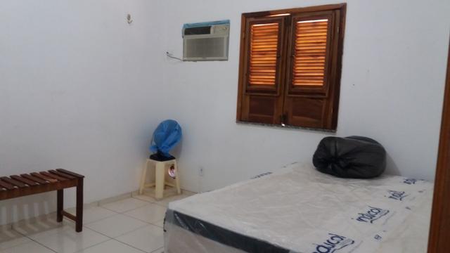 Casa no Coqueiro com 5 suites segura e em área tranquila - Foto 4