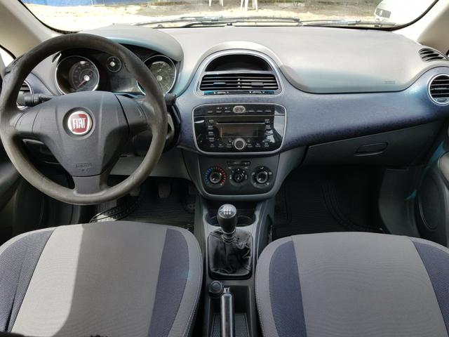 Fiat Punto 1.4 Itália 2013 - Foto 9