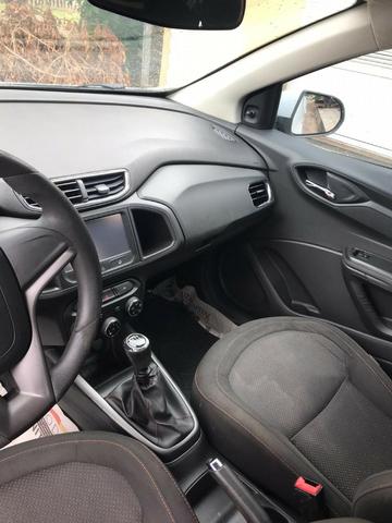 Vendo Onix 1.4 LT