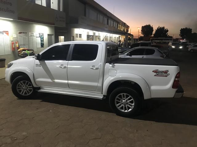 Vende-se Hilux Srv