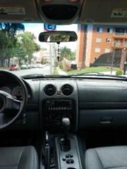 Jeep Cherokee Sport - Foto 6
