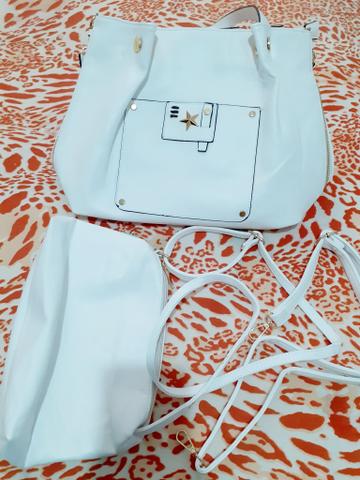 Kit com 2 bolsas femininas- grande+ média na cor branca - Foto 3
