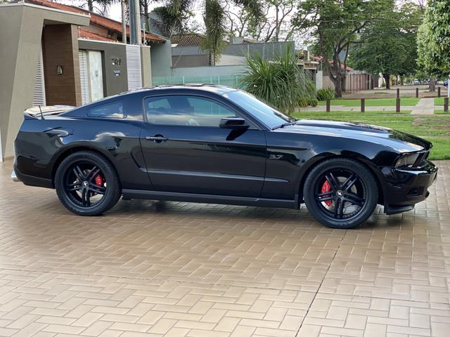 Mustang 2011/2012 A/T - Foto 4