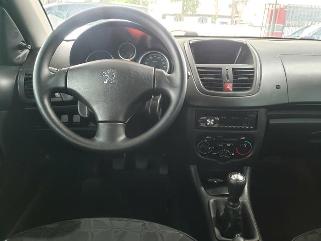 Peugeot 207 xr 1.4 flex completo - Foto 13