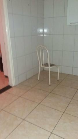 Vendo uma casa na vila legionária, Goiânia .200mil. Ótima localização - Foto 9