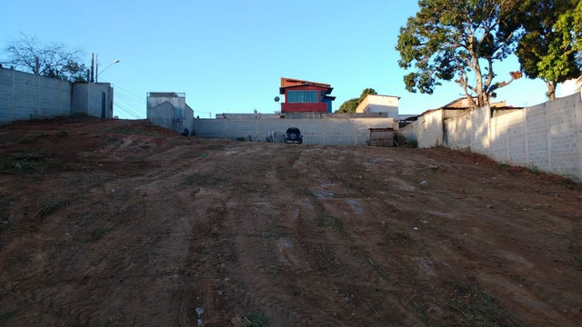 Terreno escriturado.