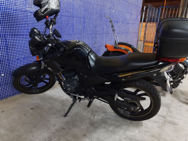 FAZER 250 2010
