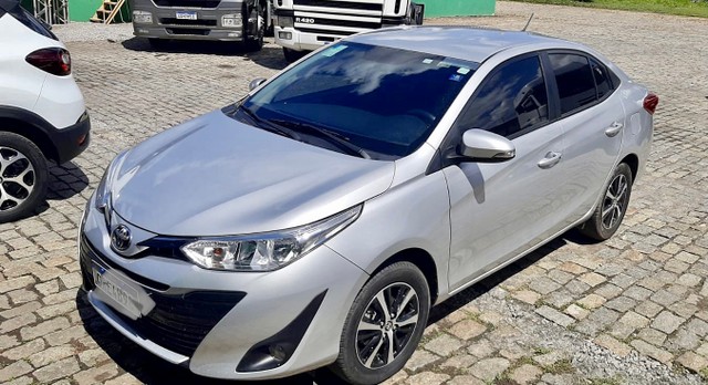 TOYOTA YARIS SEDAN ANO 2019 XS 1.5 FLEX AUTOMATICO GARANTIA TOTAL DE FÁBRICA