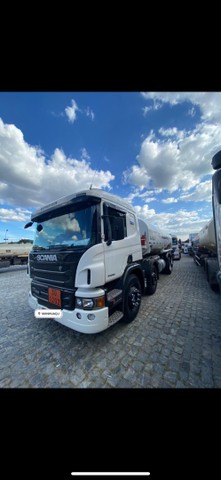 SCANIA P310 8X2 ANO 2015