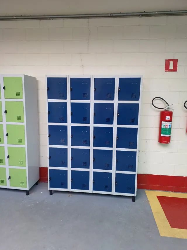 Vendo armário de aço guarda volumes com 20 portas.( só novos  )Lê a Descriçãoo  - Foto 2