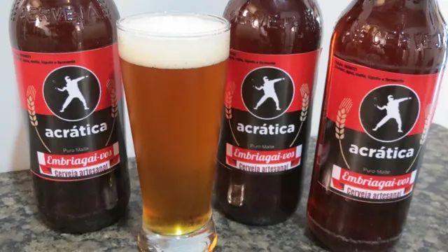 Cerveja Artesanal Acrática  - Foto 3