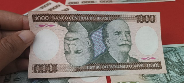 Cédula antiga de coleção. 1000 Cruzeiros / 1 Barão. R$ 20,00 cada.  - Foto 6