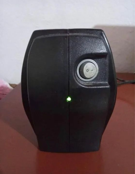 Estabilizador de Energia Enermax