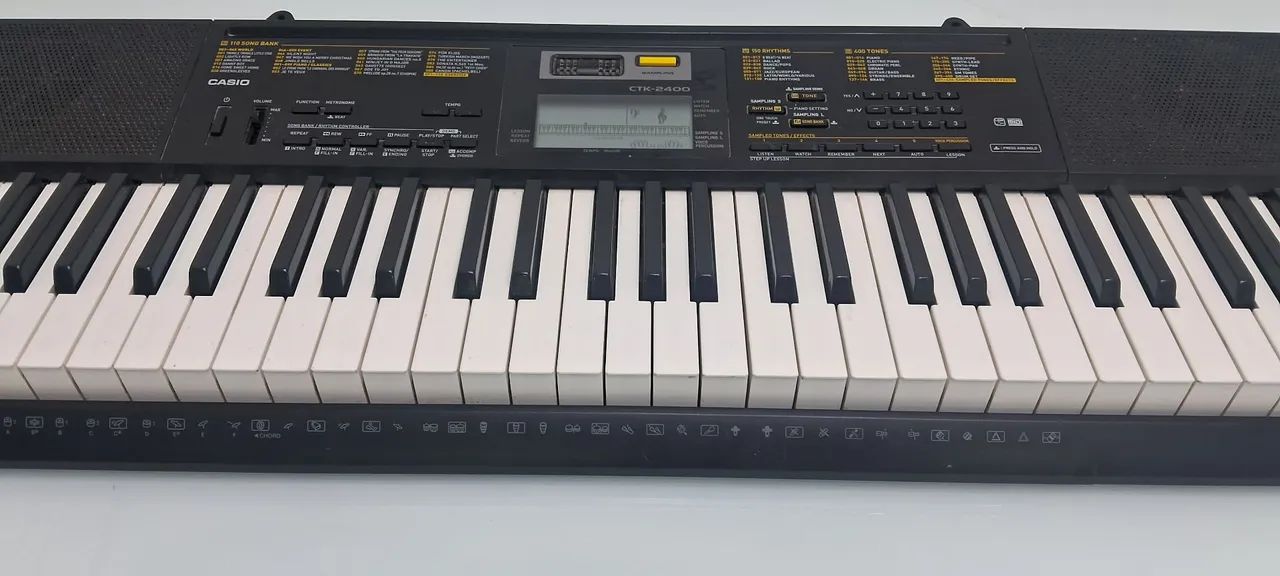 Teclado casio ctk 2400