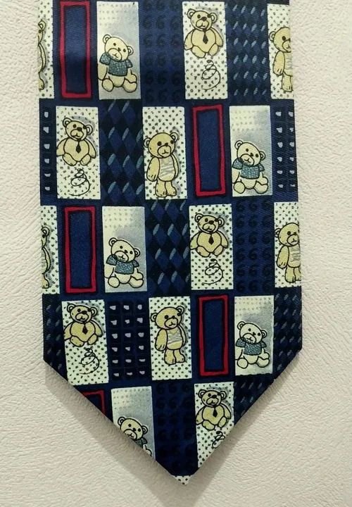 Gravata Vintage em Cetim- marca "City Noble" Made in Korea- desenho Ursinhos e geométricos