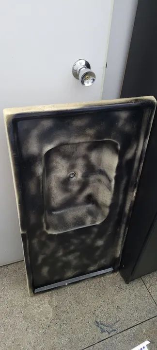 Pia 1,00 x 0,50 em bom estado