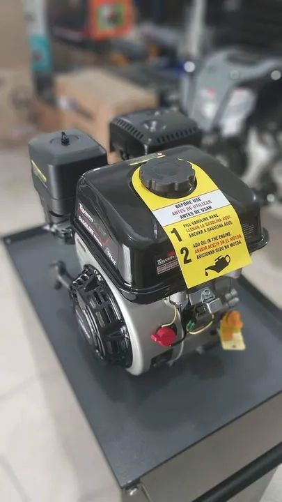Motor Estacionário a gasolina 6.5Hp  4T Profissional Toyama - Loja/Nova - Foto 2