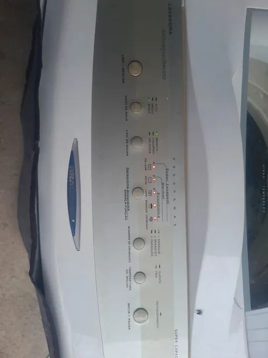 Máquina de Lavar Roupa em Ótimo Estado! - Foto 2