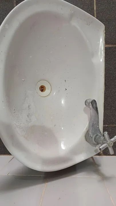 Kit de armário e pia de banheiro - Foto 4