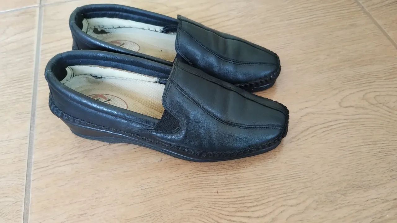 Sapatos Mocassim de Couro Confortável  - Foto 2