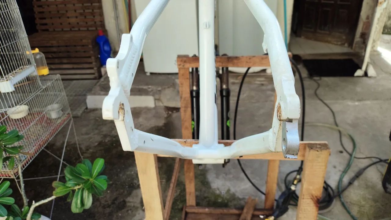 Quadro para bicicleta aro 26 com suspensão Audax e freio a disco. - Foto 3