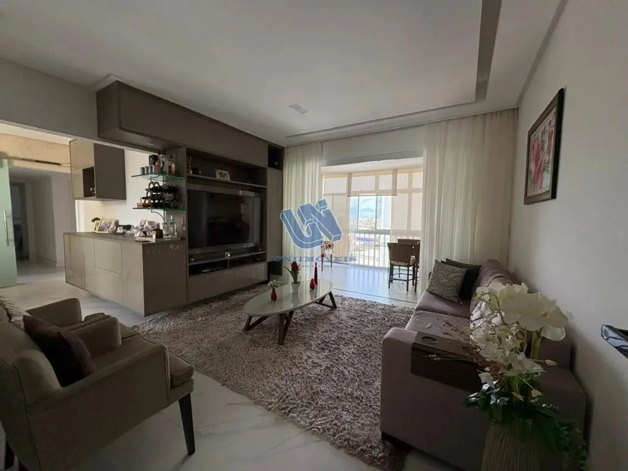 Apartamento 4 Quartos sendo 1 Suíte 140m2 no Canela 02 vaga de garagem.