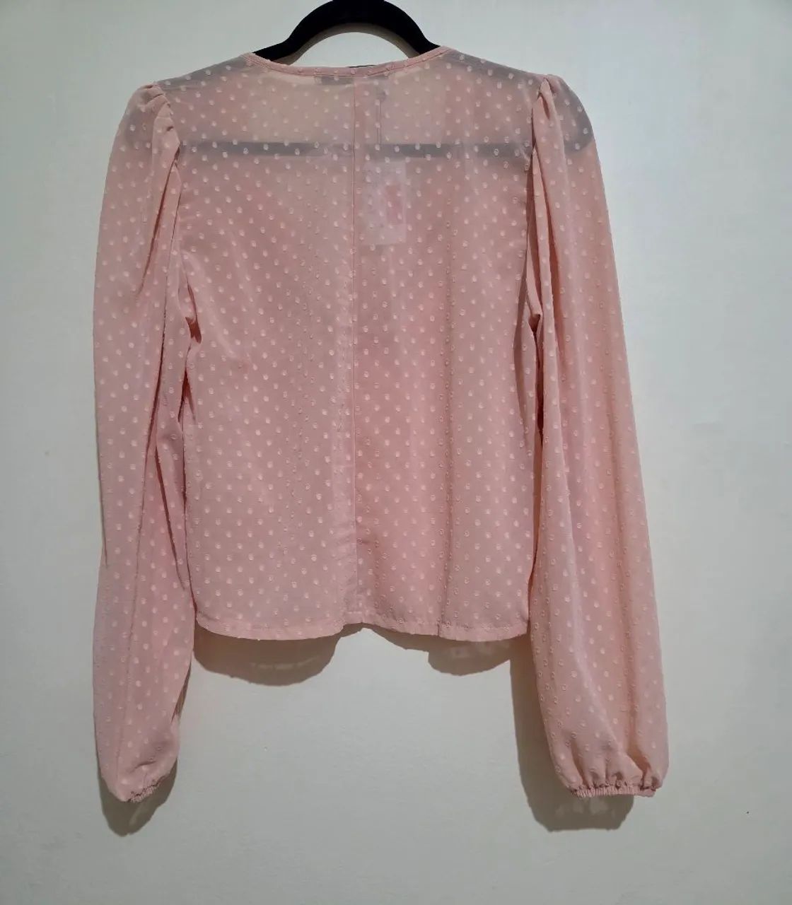 Combo com 2 Blusas NOVAS - AMARO (Rosa + Floral) - Tamanho M - Foto 3