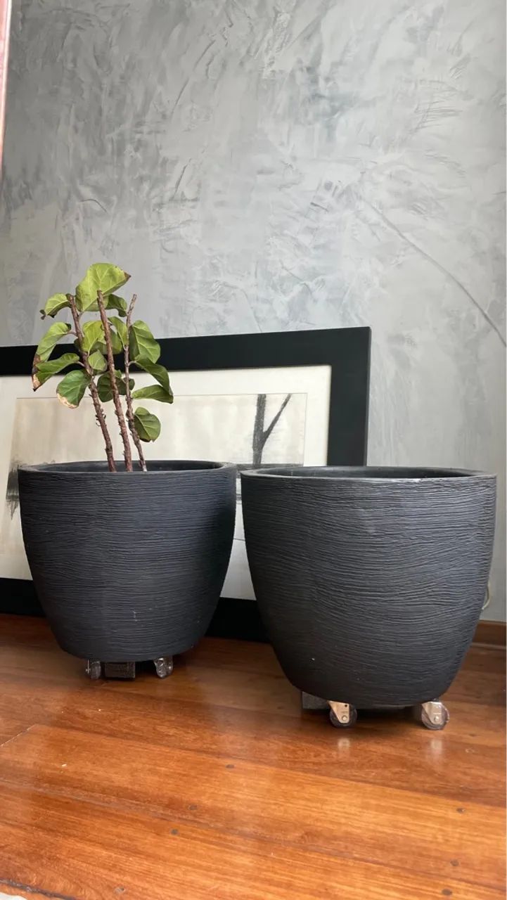 Vaso de Plantas Grande com Suporte de Rodinhas - Foto 2