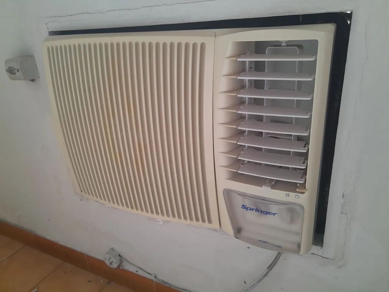 Ar Condicionado de Janela Springer Midea 12.000 BTUs