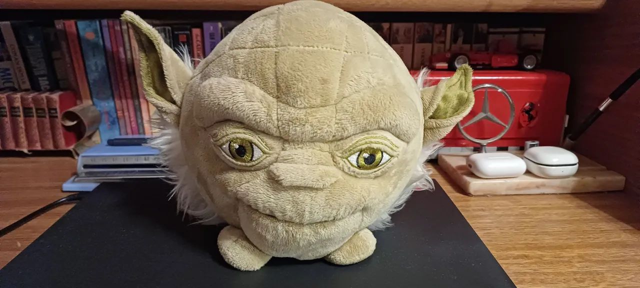 Mestre Yoda - Pelúcia com som e falas do filme