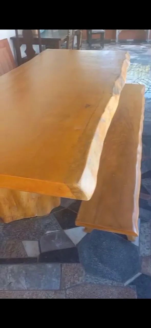 Mesa rústica de madeira pequiâ - Foto 2
