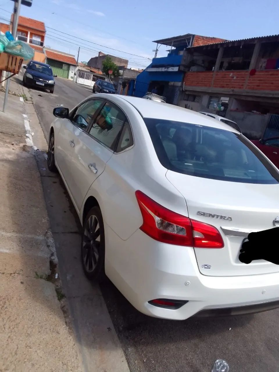 Nissan sentra 2.0  SL CVT 2017 - Foto 3