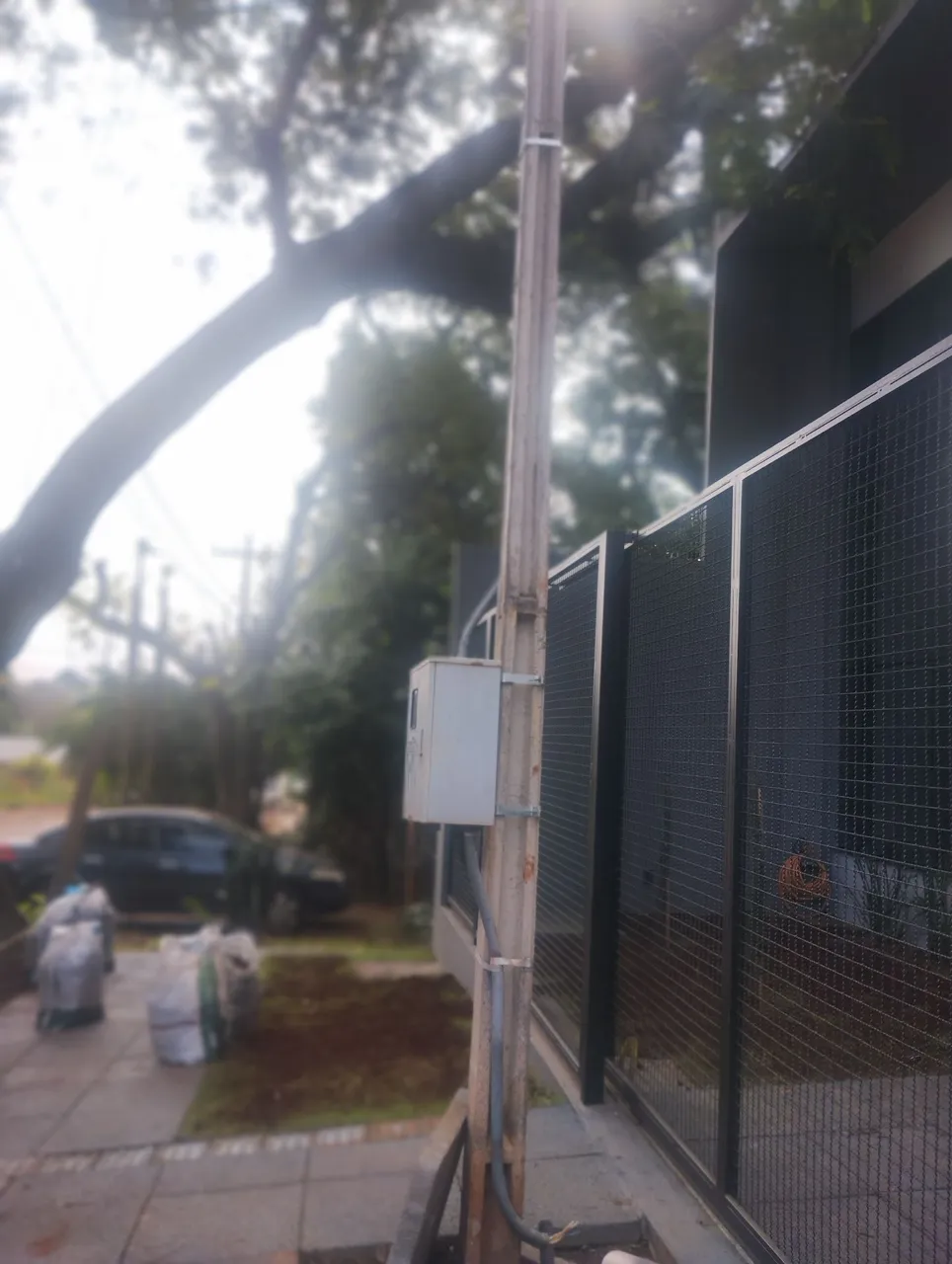 Poste padrão trifásico