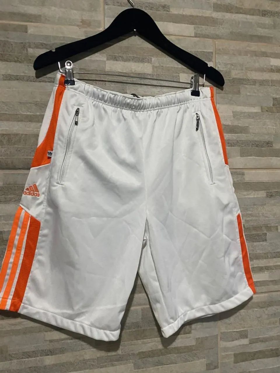 Short Adidas Branco com Detalhes Laranja - Foto 5