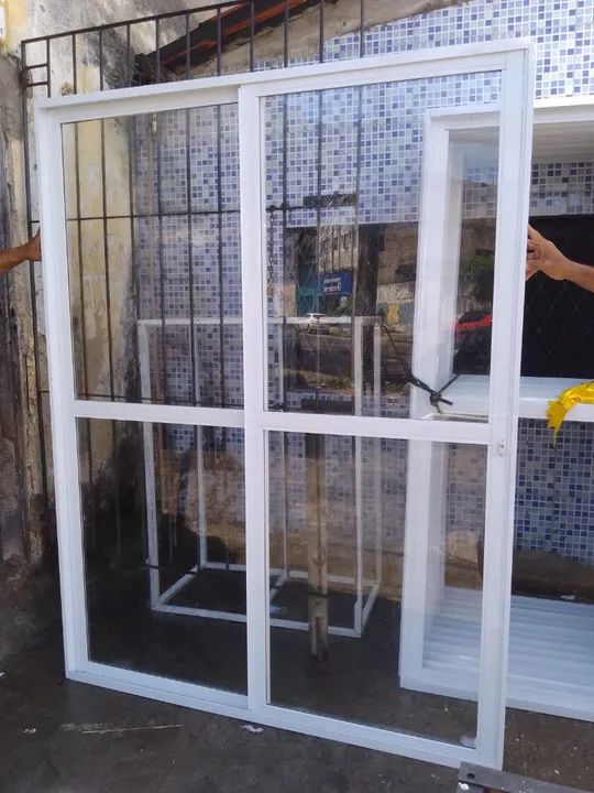 porta corrediça 1,60X2,10 alumínio branco  - Foto 3