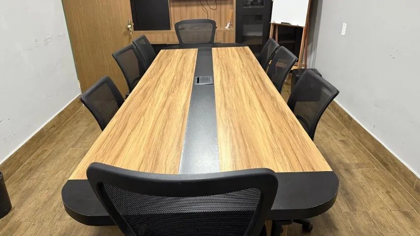 Mesa de Escritório grande para 8 pessoas - Foto 2