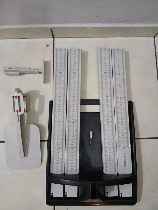 Estadiômetro portátil 