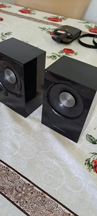 Caixa para home theater