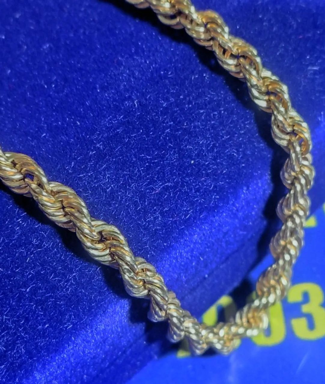 Pulseira Torcida Ouro 18 Kilastes  4 Gramas 4 mm  - Foto 3