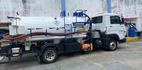 Caminhão Limpa Fossa VW 8.160 - 2015- Completo - Pronto para Trabalhar - Foto 7
