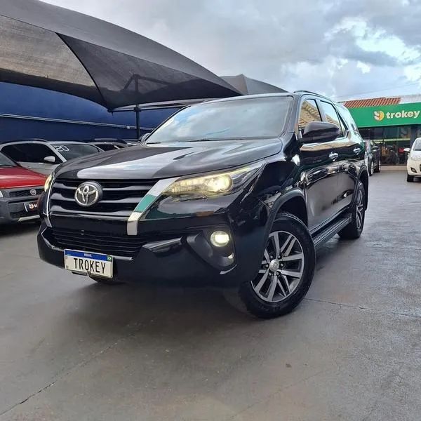 TOYOTA HILUX SW4 SRX 2019