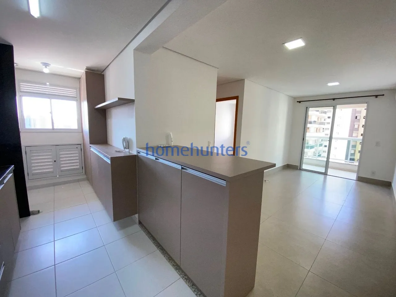 Apartamento com 2 quartos para alugar, 61 m² por R$ 2.900,00 - Jardim Guanabara - Campinas