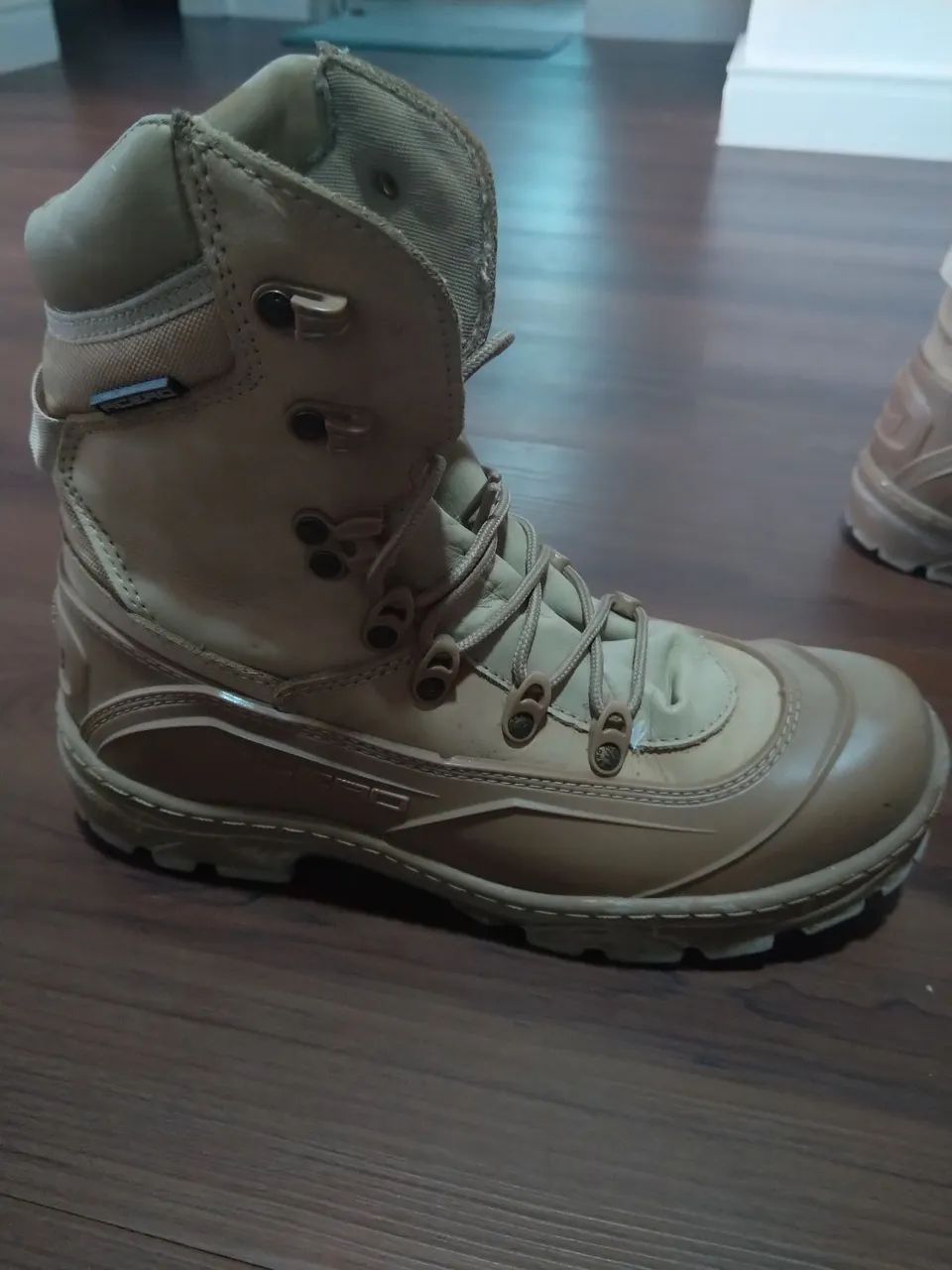 Botas de Segurança Cano Alto - MARCA ACERO Tamanho 40 - Foto 2
