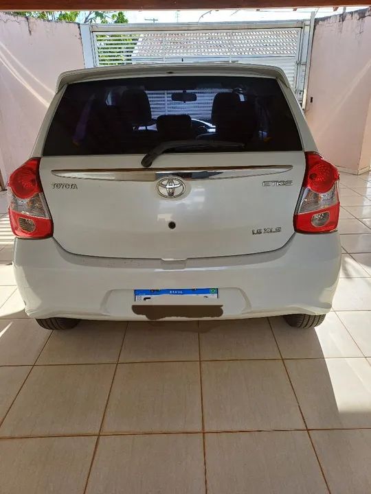 Etios 17/18 1.5 XlS  Hatch - Foto 7
